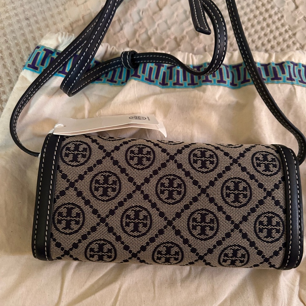 Tory Burch - Picture 5 of 5